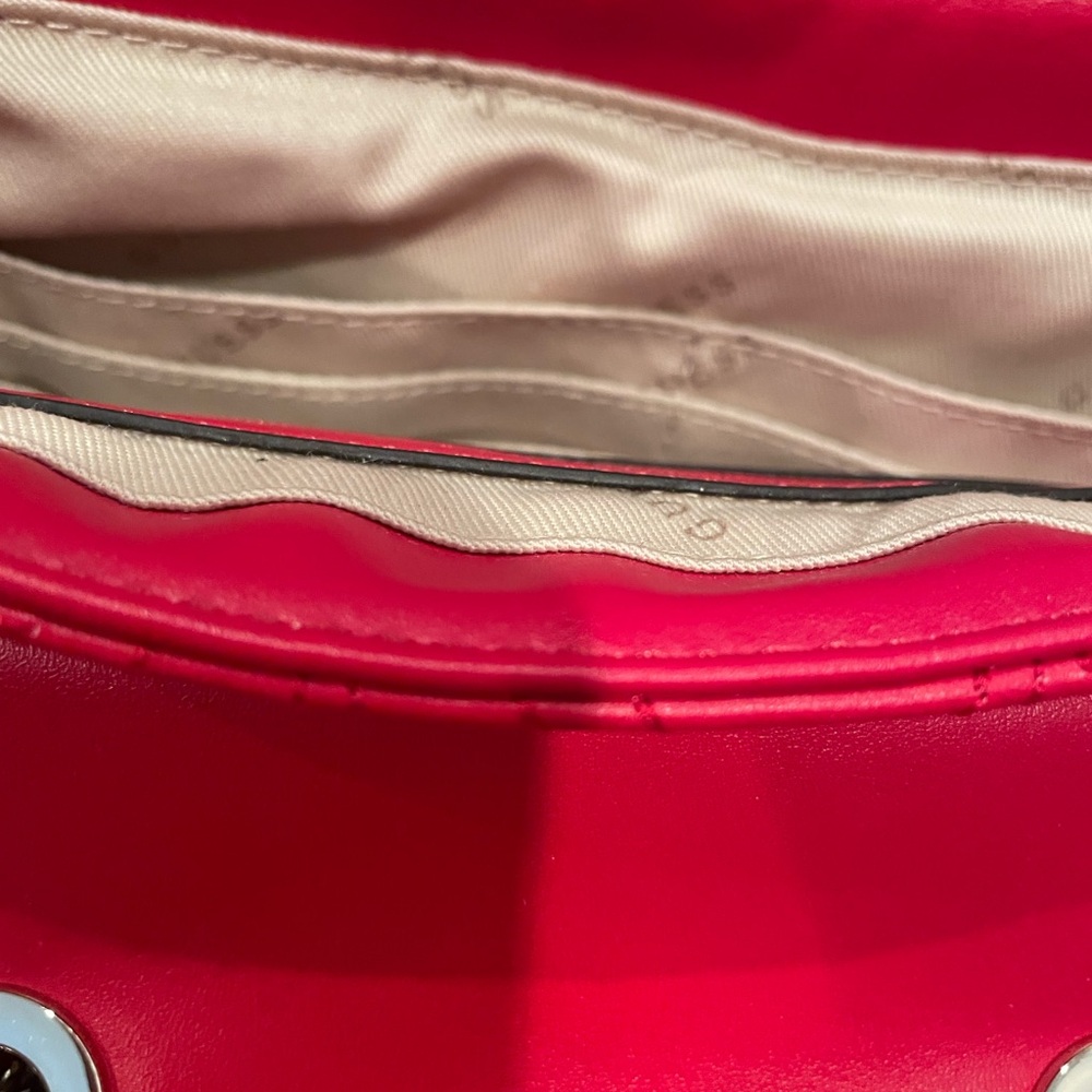 NWOT Red Crossbody/Shoulder Mini Bag with Quilted Texture and Chain Straps - Picture 7 of 12